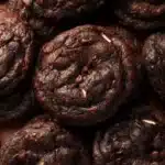 Delicious black and white chocolate chip cookies inspired by Levain Bakery